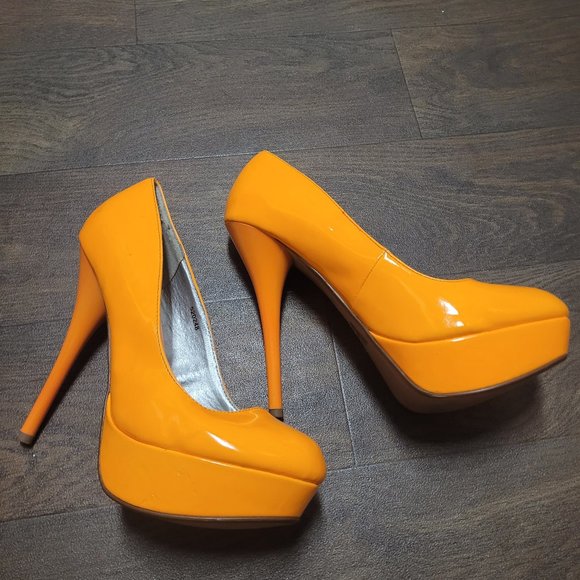 Charlotte Russe orange platform heels - Picture 5 of 7